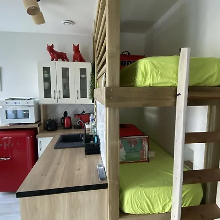 Studio Renove Avec 2 Balcons, Proche Plage & Commerces - Fr-1-730-53